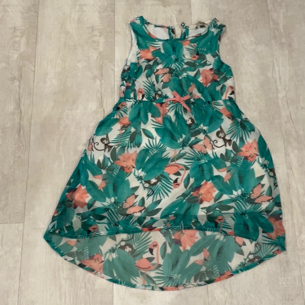 H&M flowy jungle dress. Girls size 4-5Y.